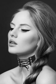 Кляпы, ошейники для женщин