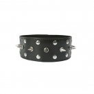 Черный ошейник с шипами и заклепками photo 1